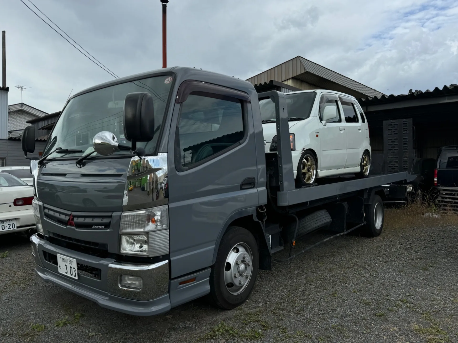 お客様から札幌から搬送依頼を受けましてお車引き取りに行きました‼️